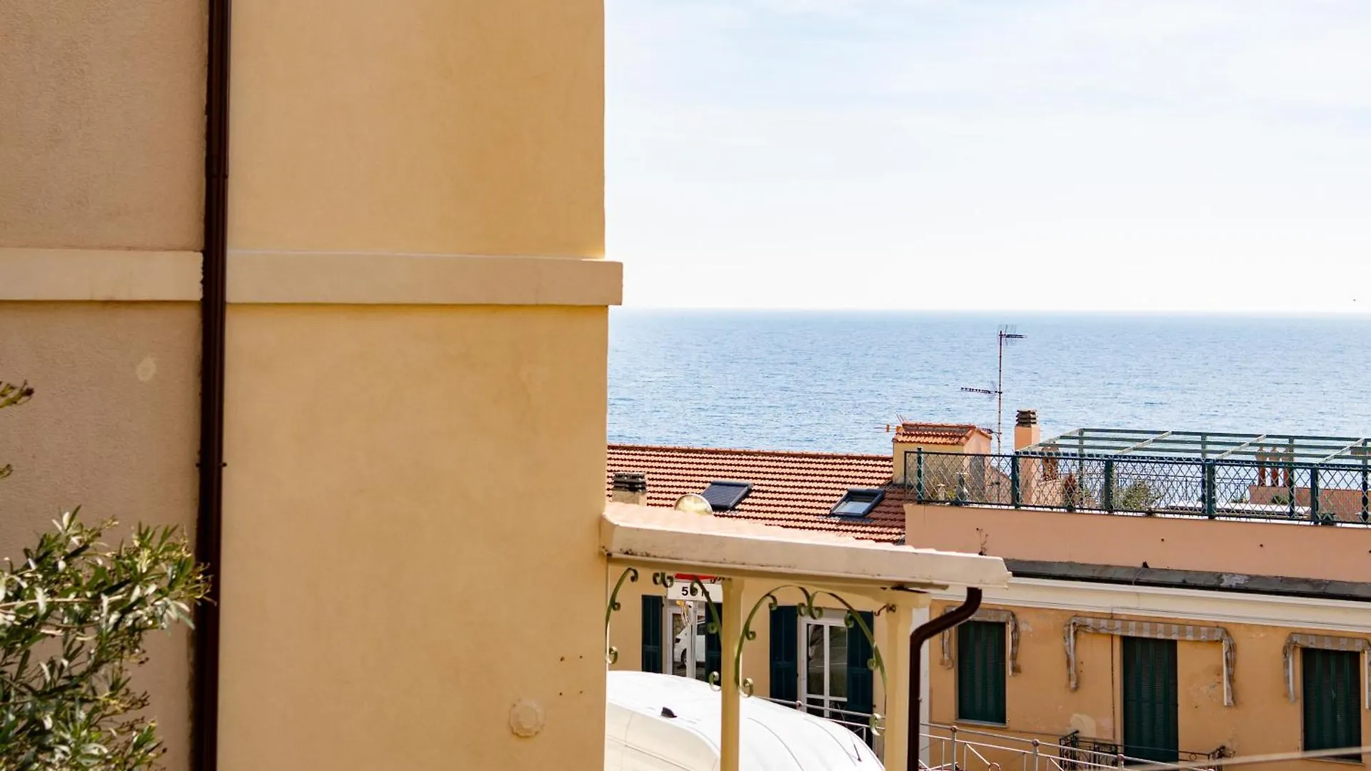 Apartment Tresor De Chambre, Bordighera Italy